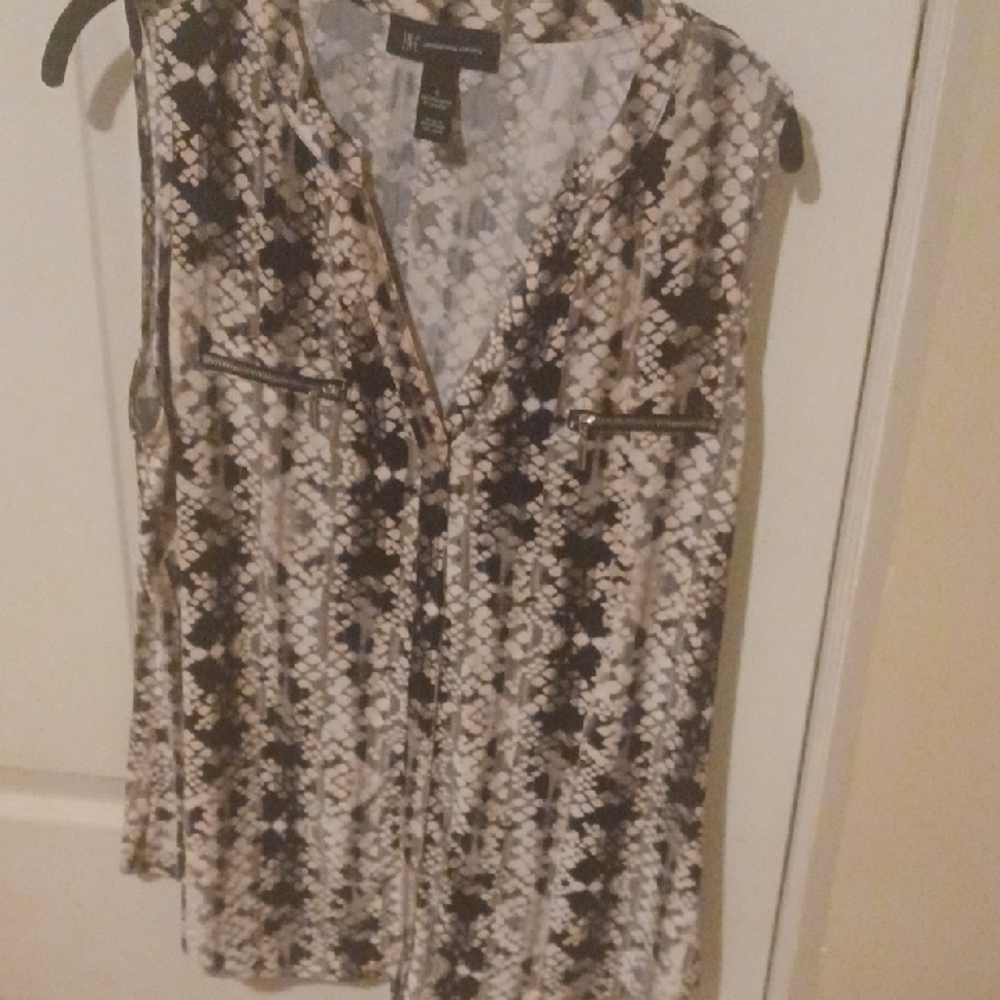 INC International Concepts Monochrome Patterned Sleeveless Top